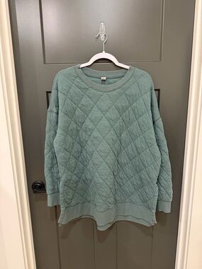 Old Navy Quilted Crewneck Sweatshirt